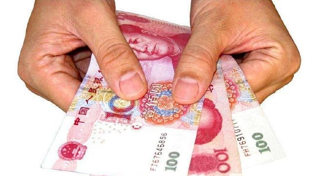 我是嫁到婆家,又不是卖给婆家,为什么要把工资卡都要交给婆婆?