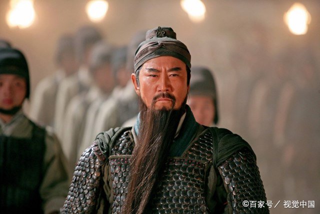 五位关羽的扮演者中，有四位堪称经典，为何说只有谢孟伟是来搞笑的？