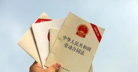 女子上班6天仅发41元工资,争取自身权益不应被指责