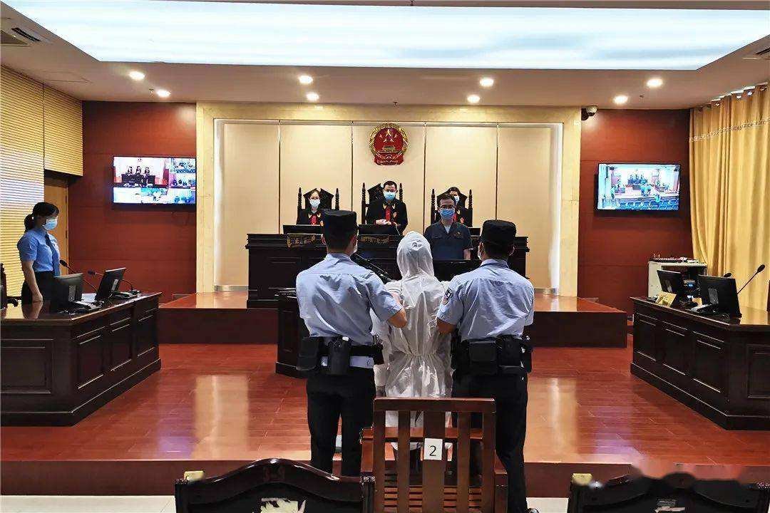 姐弟坠亡案生母称凶手庭上甩锅痛哭,凶手此时的心理状态是怎样的?