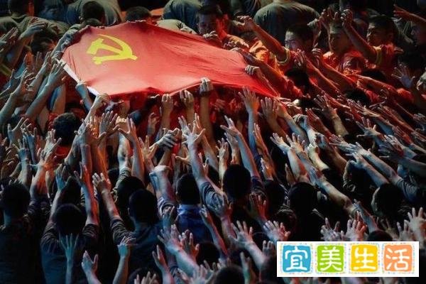 庆祝建党100周年喜庆祝福语图片带字精选，庆祝建党一百周年经典祝贺简短句子