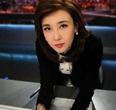 主持李红：丈夫性侵入狱，弟弟酒驾入狱，公公诈骗110亿入狱，现在如何？