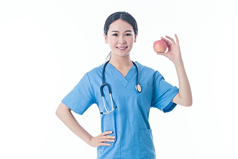 网红女医生居然用药捂晕自己,你如何看待她的做法?