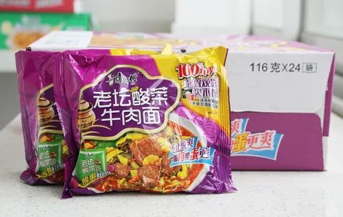 康师傅老坛酸菜方便面重回昆明超市货架,带文件卖面的方式是否可行?