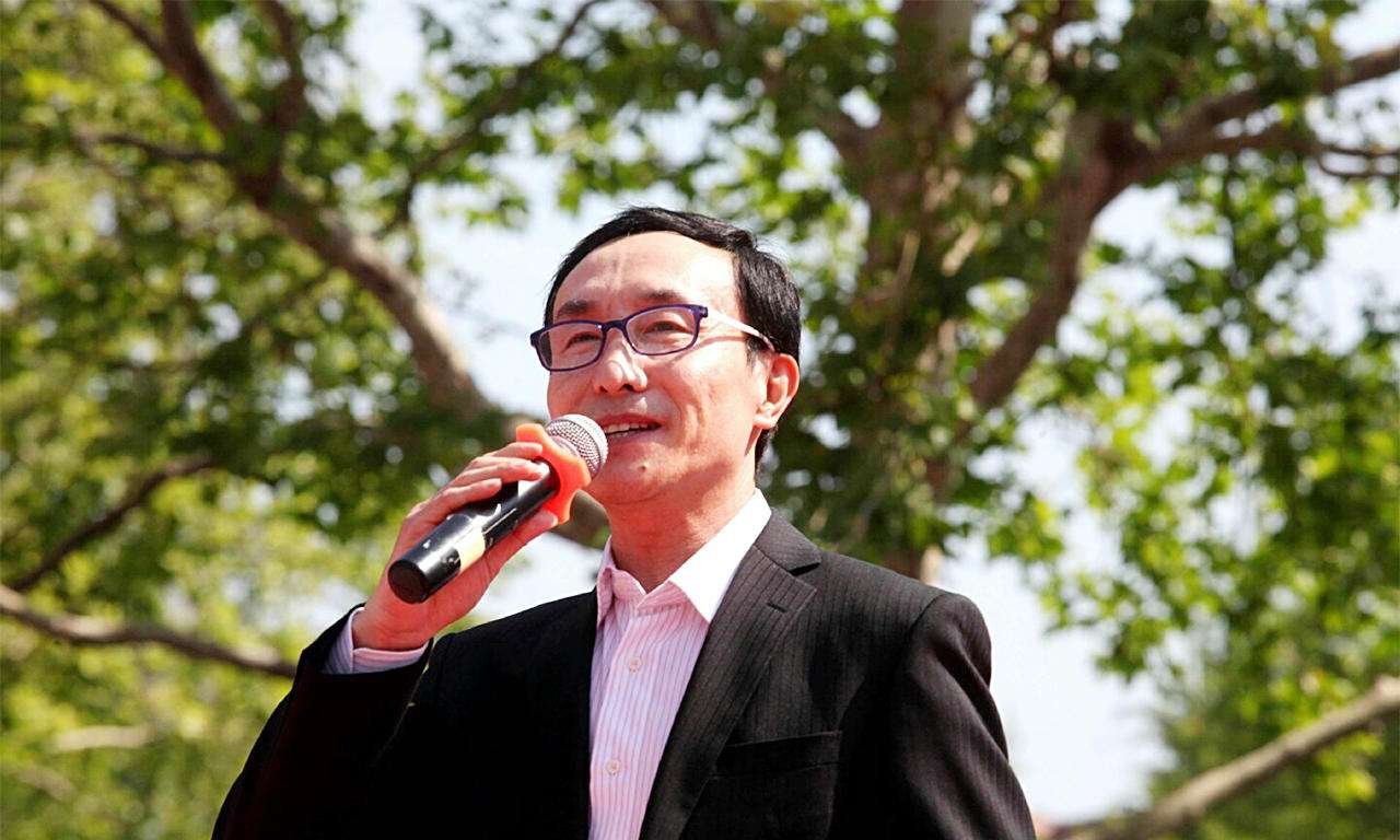 巩汉林说明星偷逃税丢脸,这究竟是怎么回事呢?