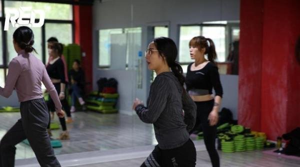 做女私人健身教练的要求高不高？