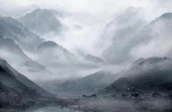 天下没有不散的宴席，世上也没有不散的朋友！