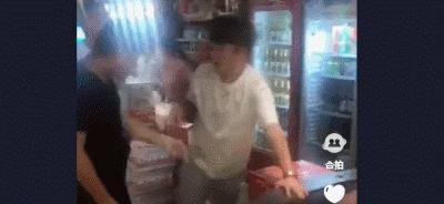 深圳小伙线下约架湖南哥,驱车千里赴约被暴打至跪地求饶